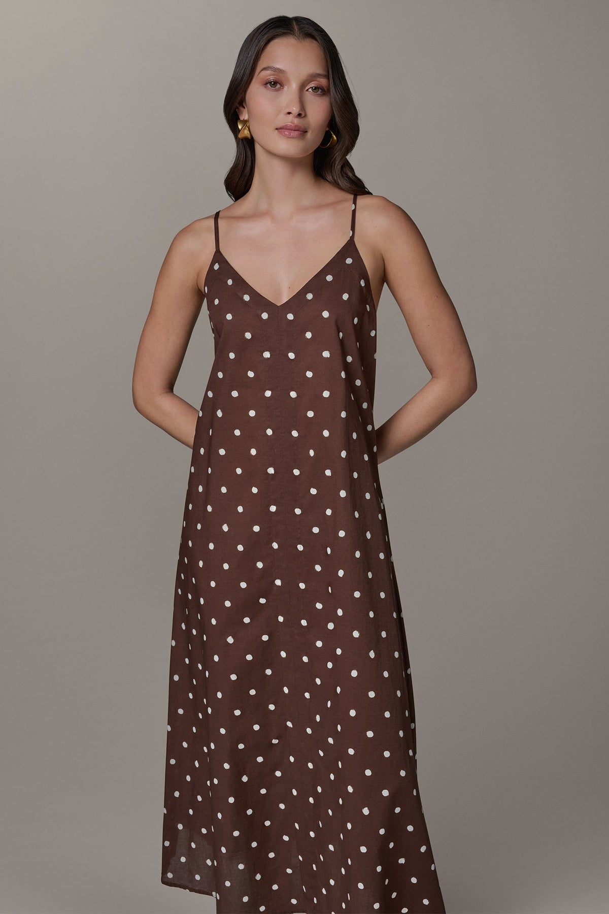 SLEEVELESS MAXI CUTOUT DRESS