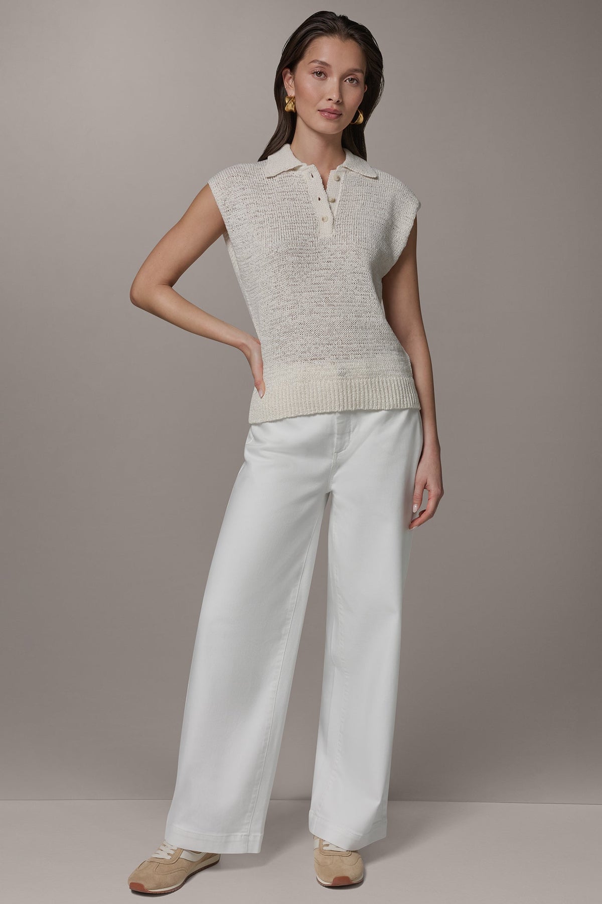 SLEEVELESS POLO SWEATER