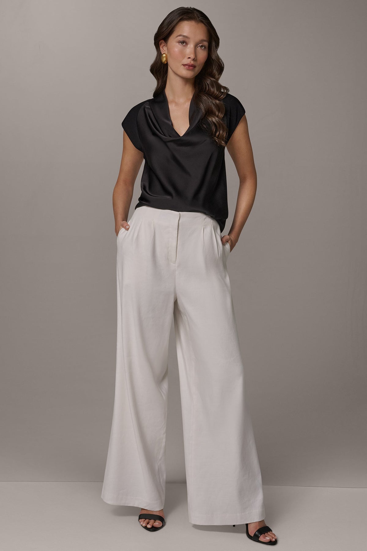 EXTRA HIGH-RISE PLEATED WIDE-LEG PANT