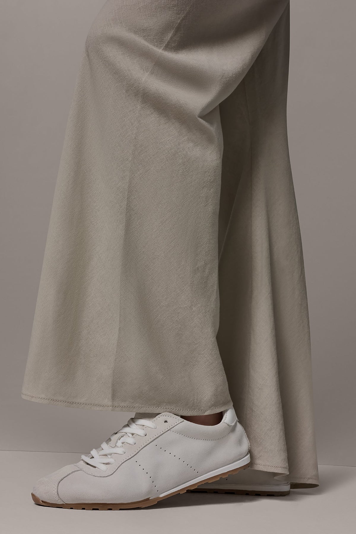 MID-RISE RELAXED ANKLE PANT
