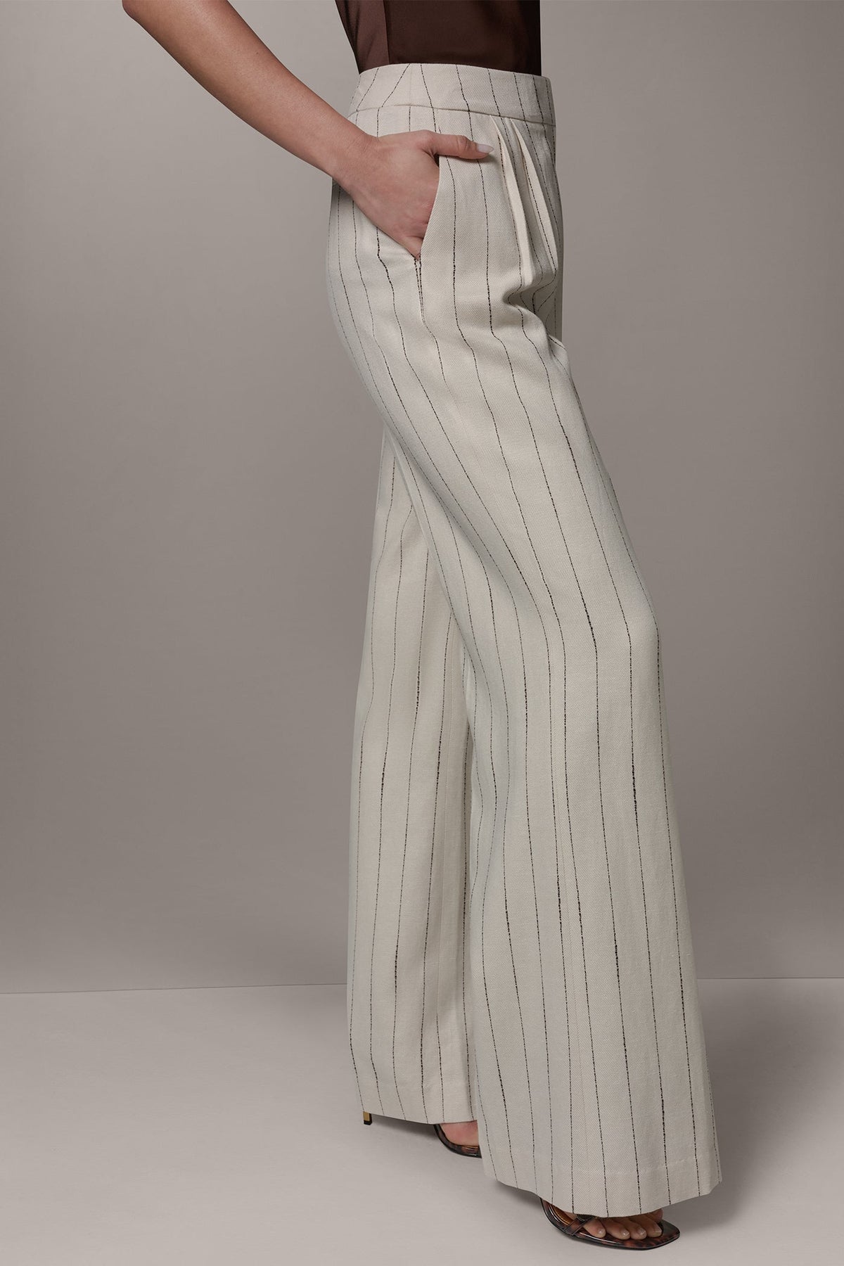 MID-RISE PINSTRIPE PLEATED WIDE-LEG PANT