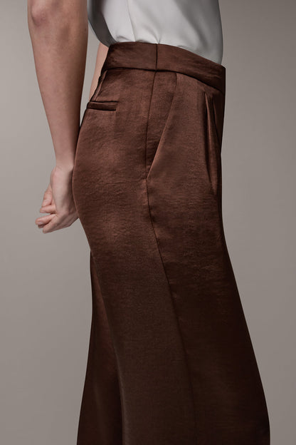 MID-RISE PLEATED WIDE-LEG PANT