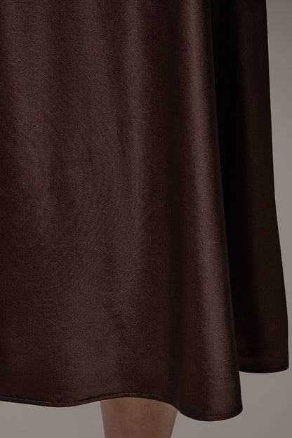 MIDI BIAS SKIRT