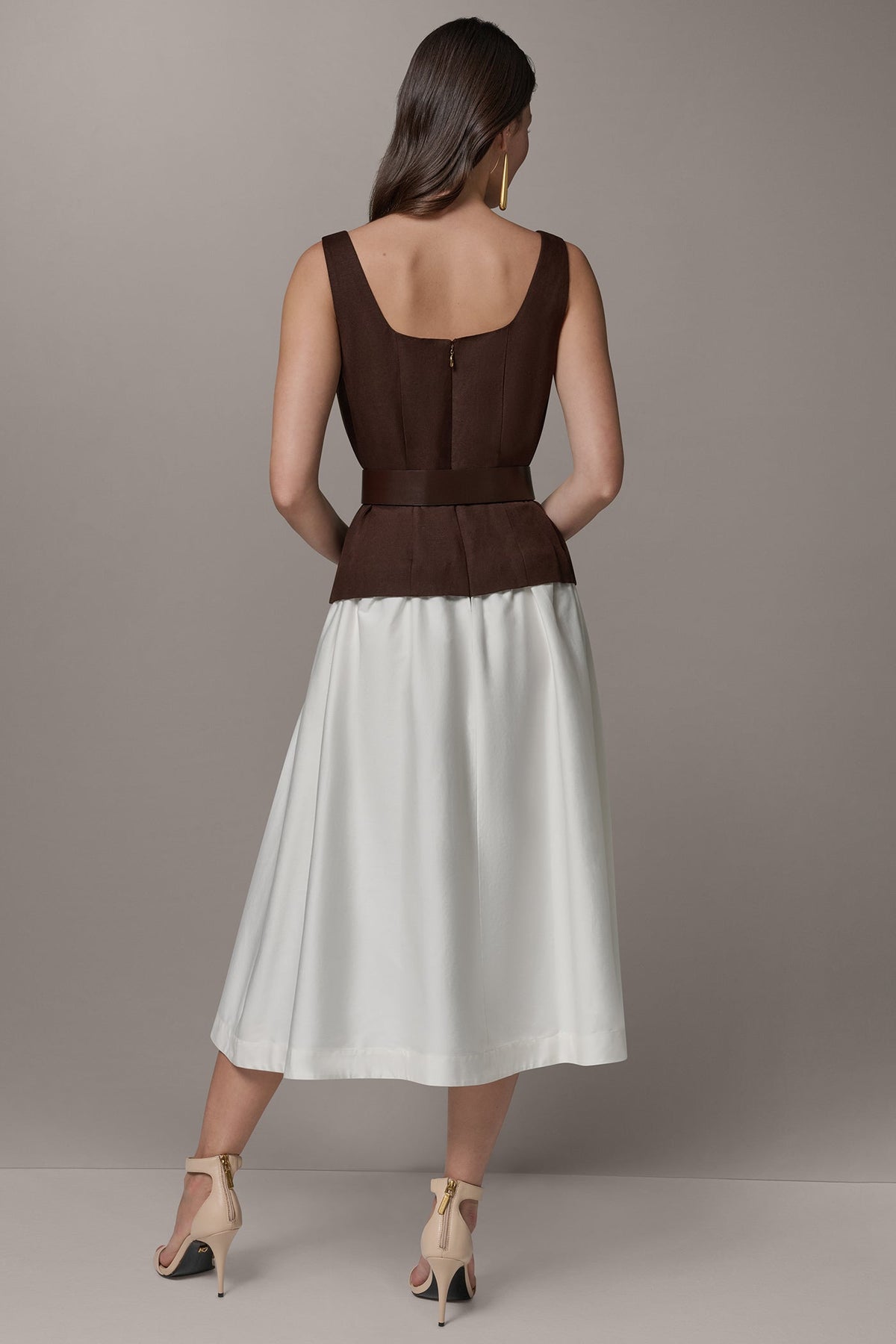 SLEEVELESS MIDI FIT AND FLARE DRESS