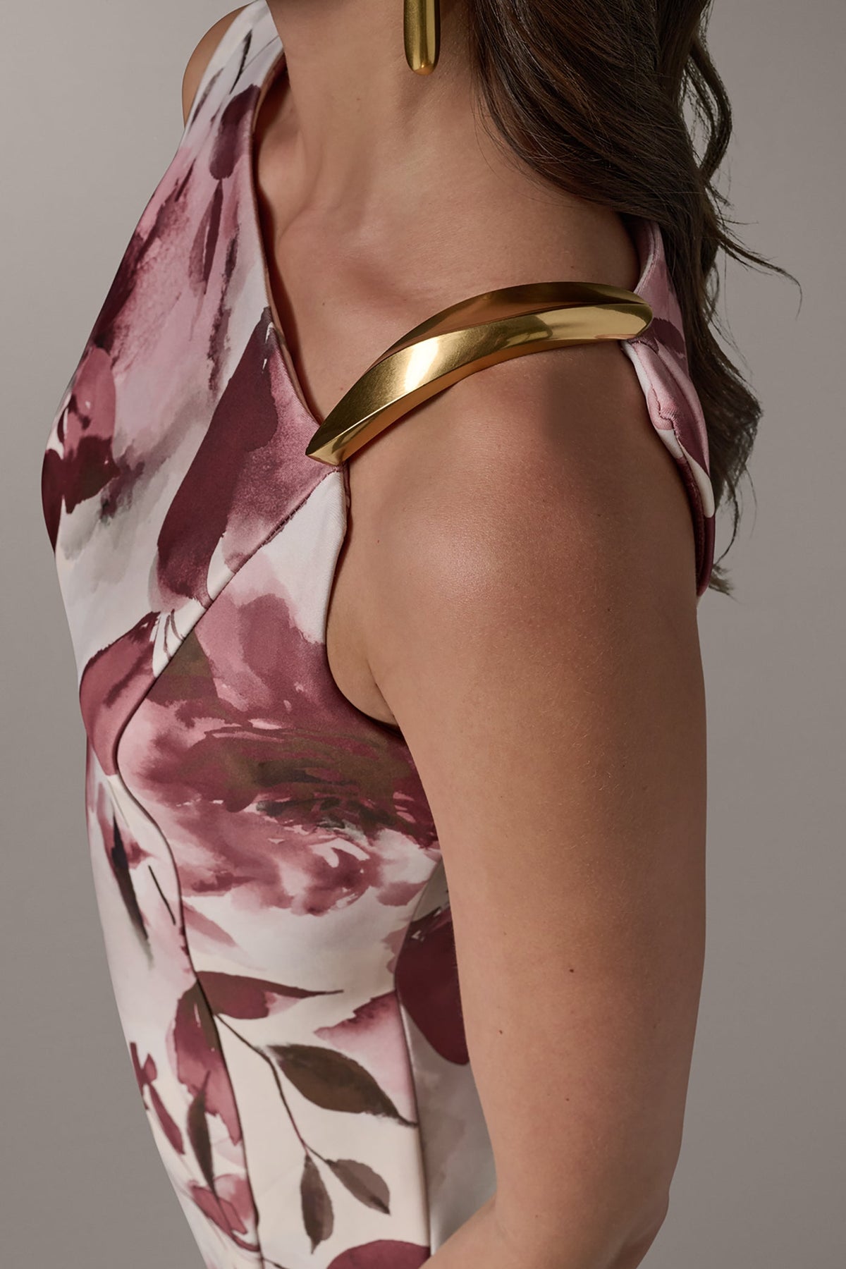 SLEEVELESS ASYMMETRIC FLORAL MIDI SHEATH DRESS