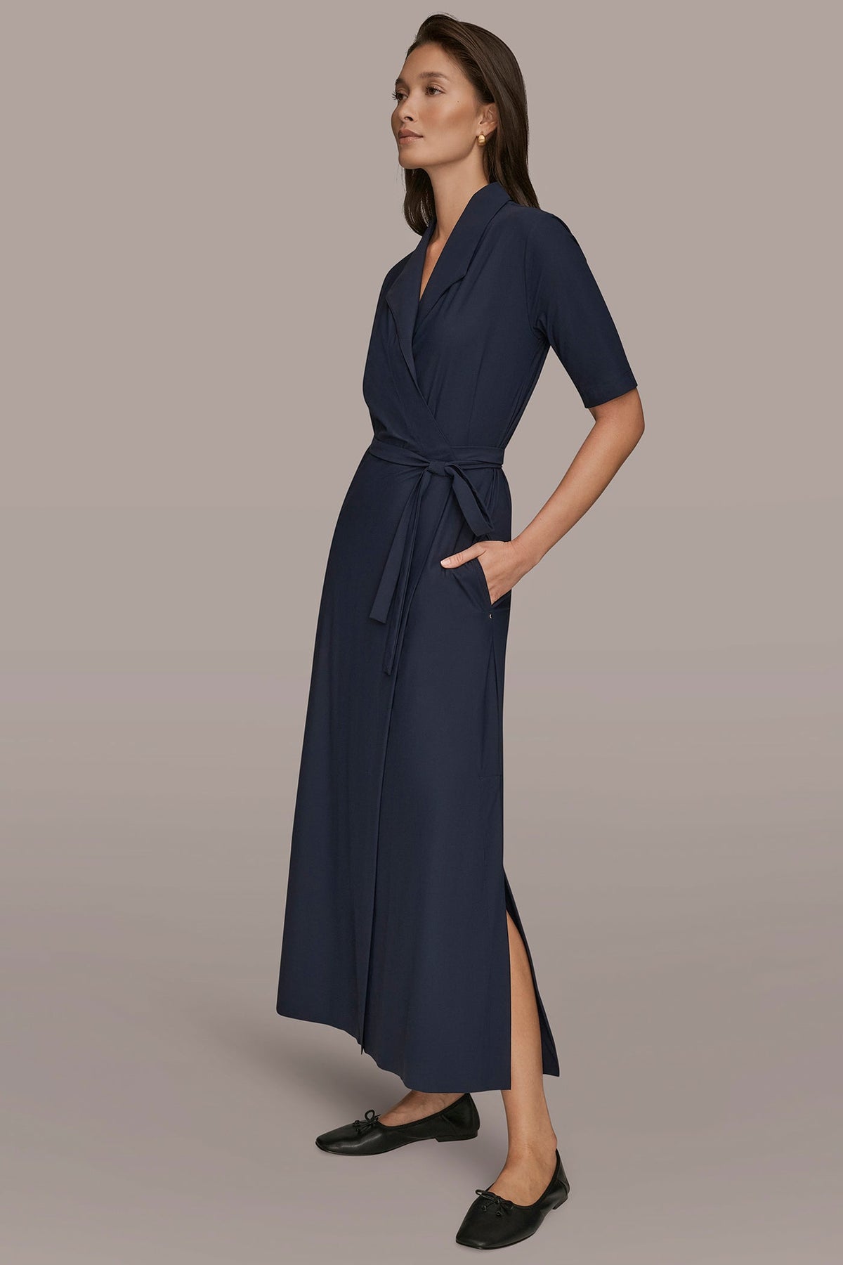 THE MODERN TRAVEL ELBOW-SLEEVE MIDI WRAP DRESS