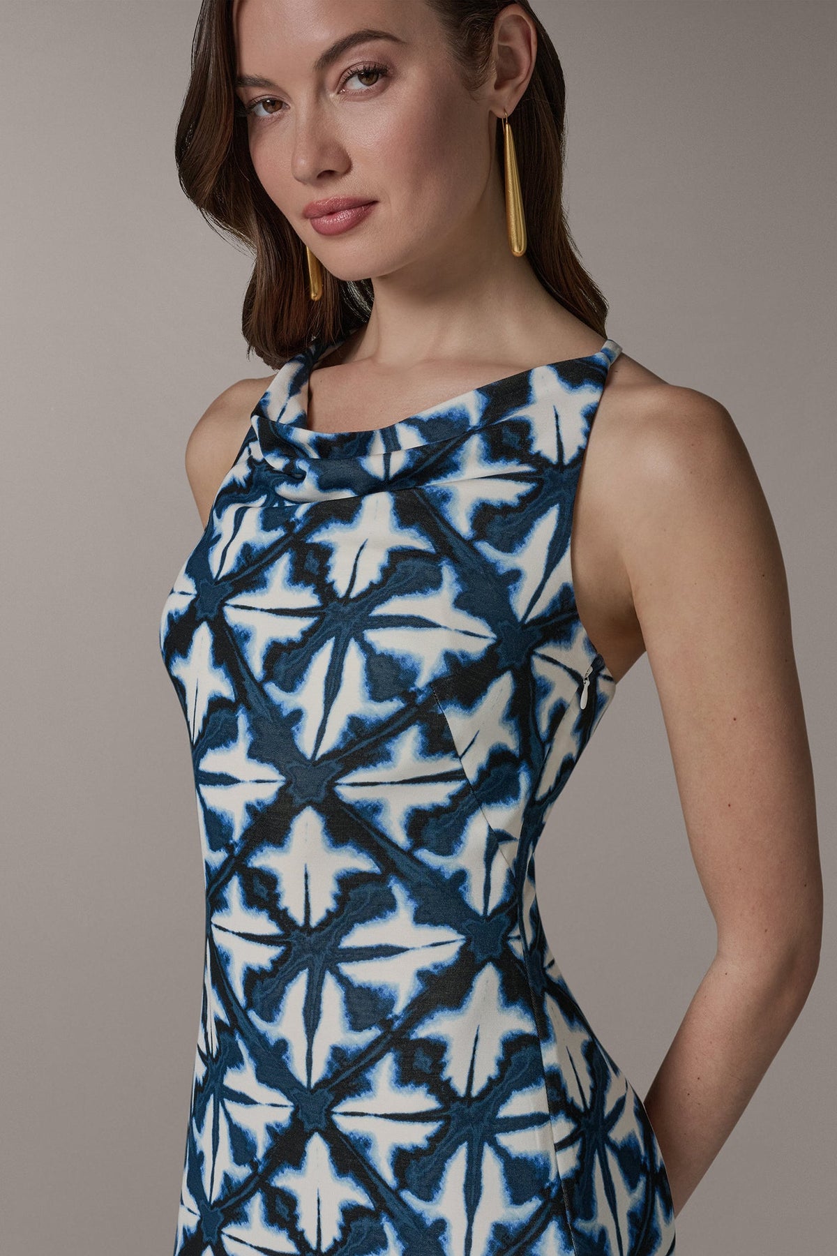 SLEEVELESS MIDI HALTER DRESS