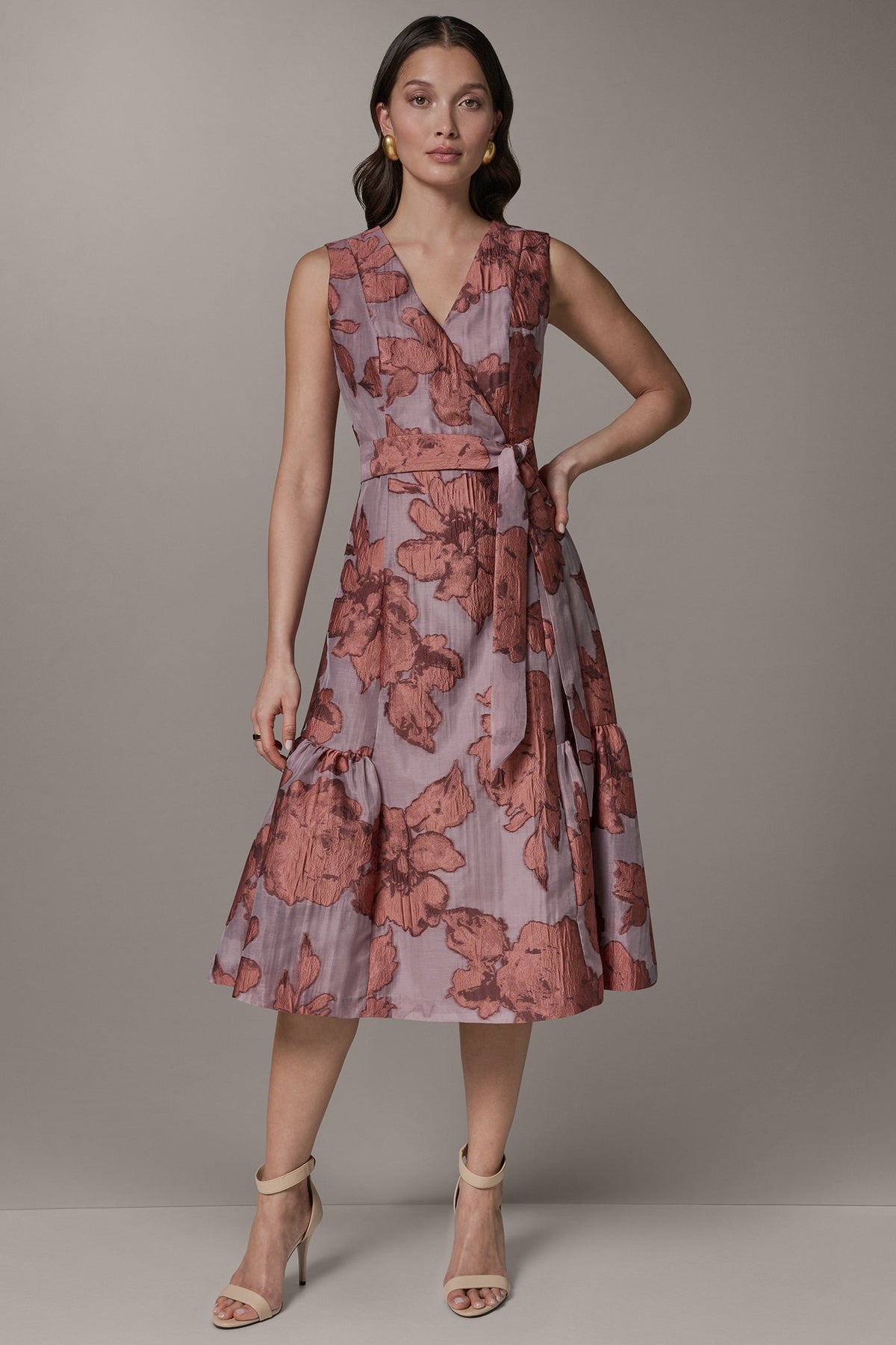 SLEEVELESS FLORAL MIDI FIT AND FLARE DRESS