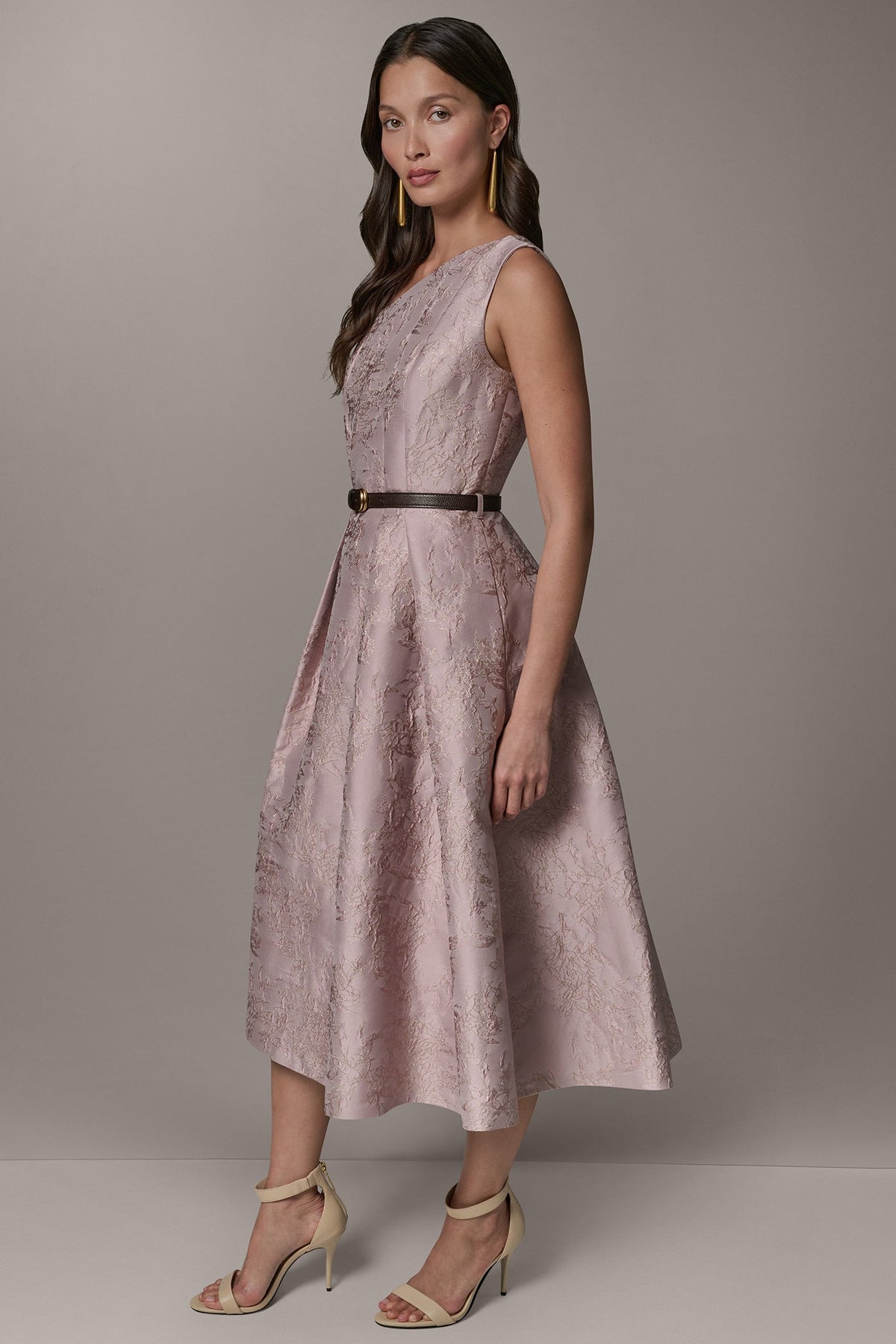 SLEEVELESS ASYMMETRIC MIDI FIT AND FLARE DRESS