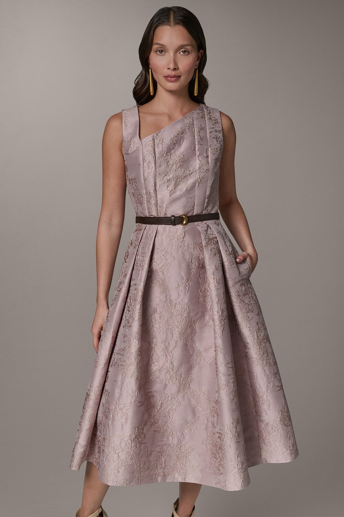 SLEEVELESS ASYMMETRIC MIDI FIT AND FLARE DRESS