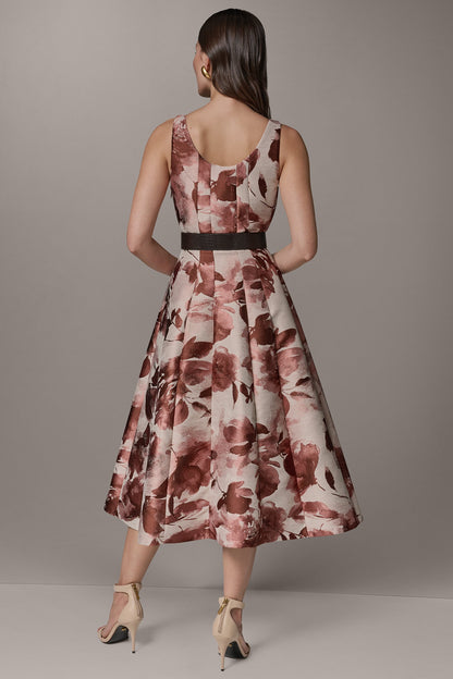 SLEEVELESS FLORAL MIDI FIT AND FLARE DRESS
