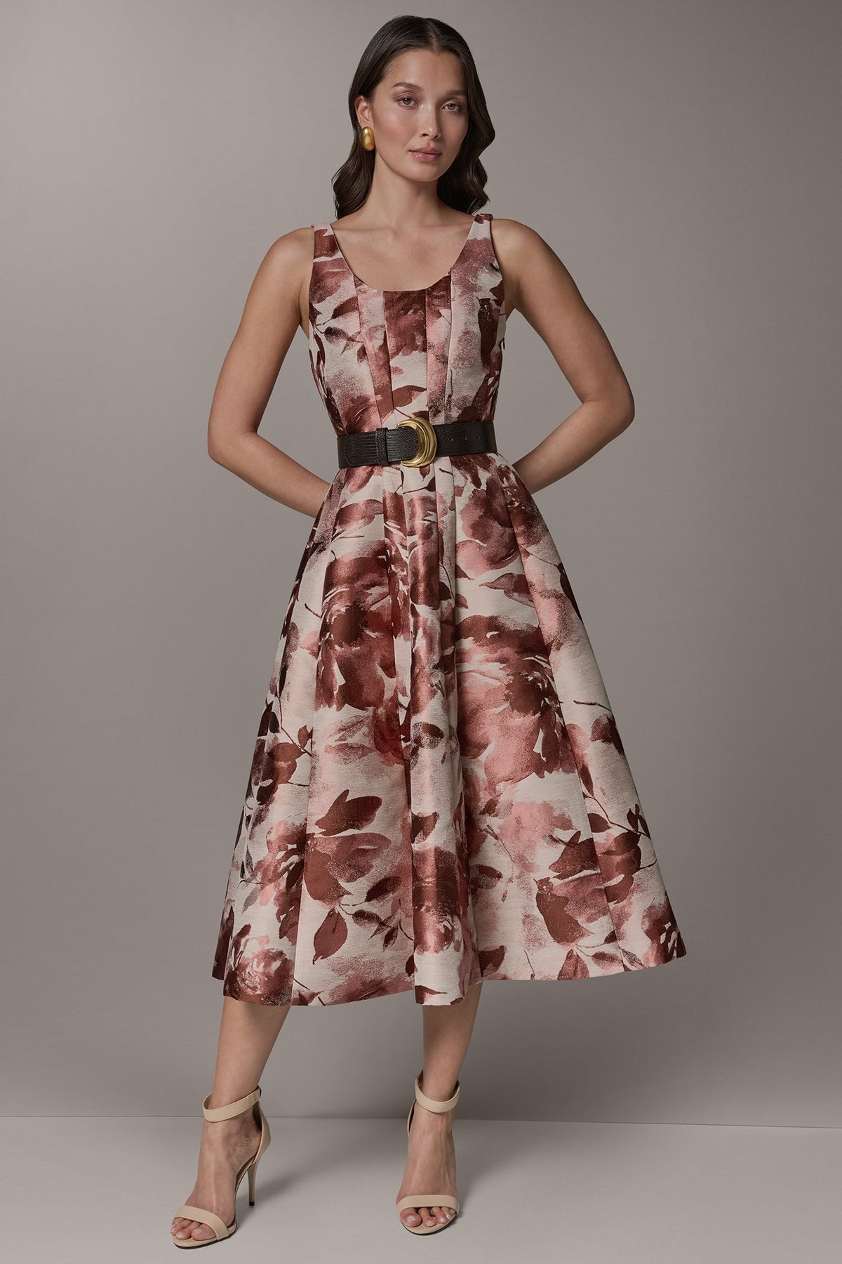 SLEEVELESS FLORAL MIDI FIT AND FLARE DRESS