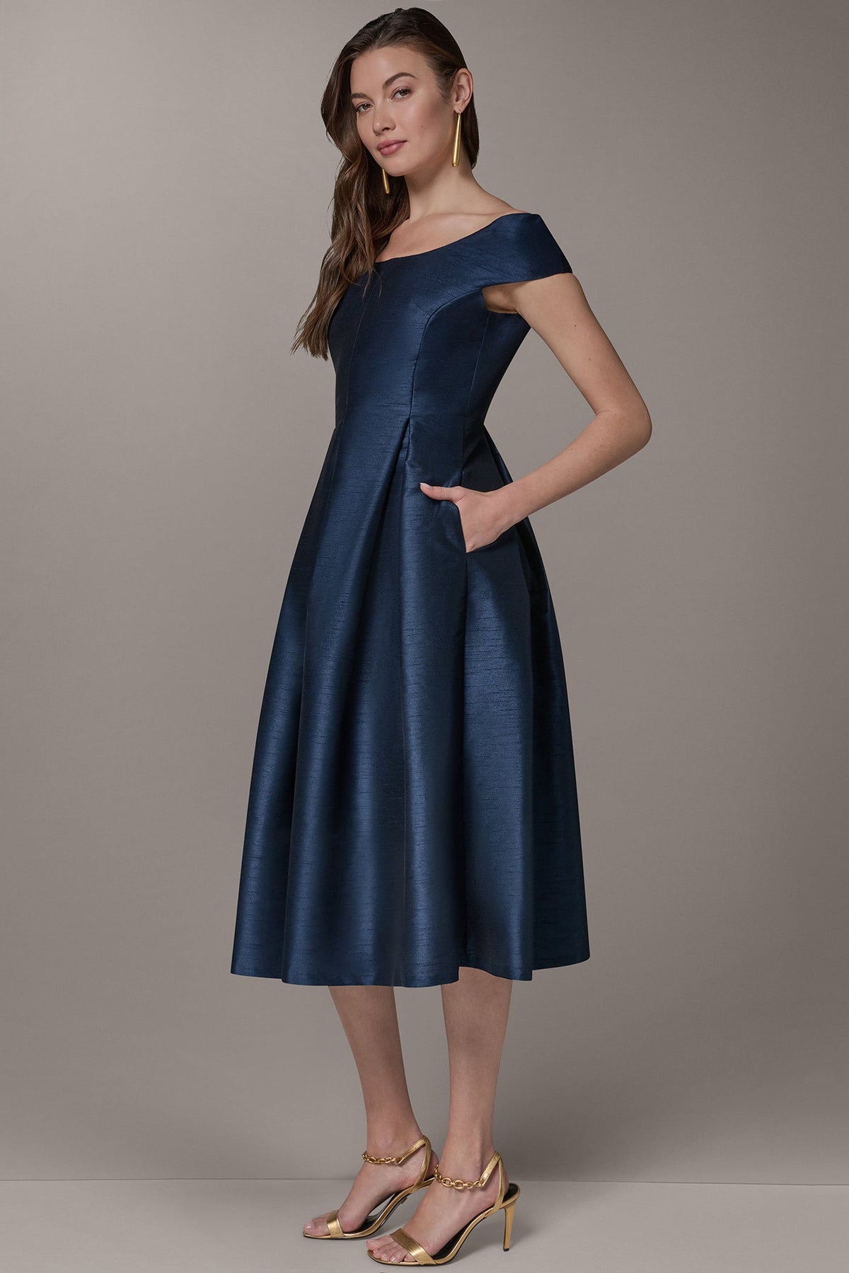 OFF THE SHOULDER MIDI FIT AND FLARE DRESS