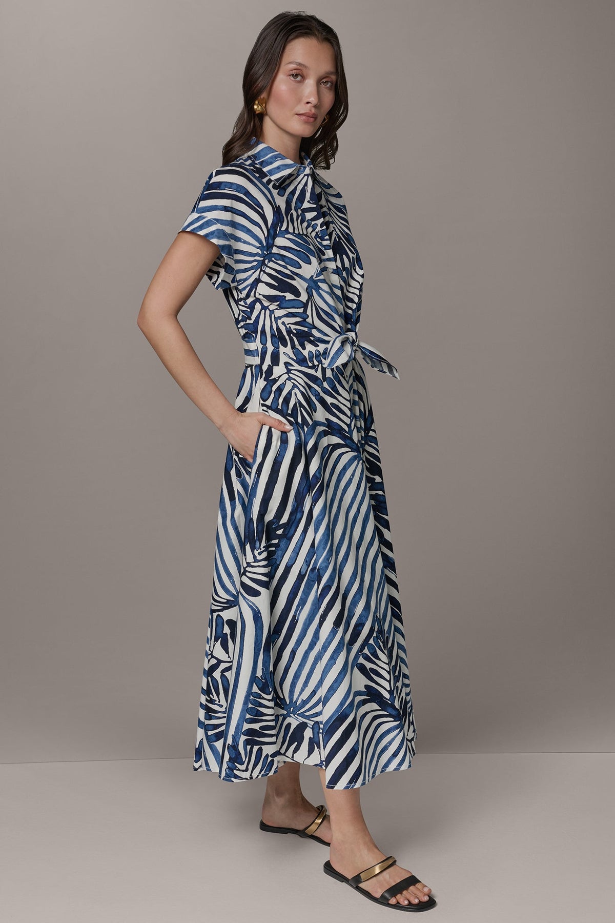 SHORT SLEEVE TIE FRONT MAXI SHIRT DRESS