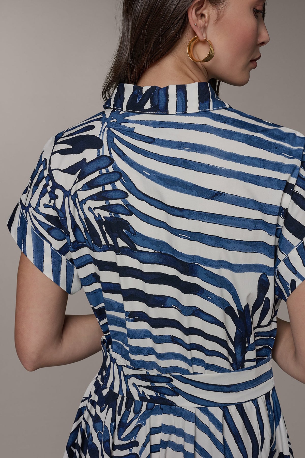SHORT SLEEVE TIE FRONT MAXI SHIRT DRESS