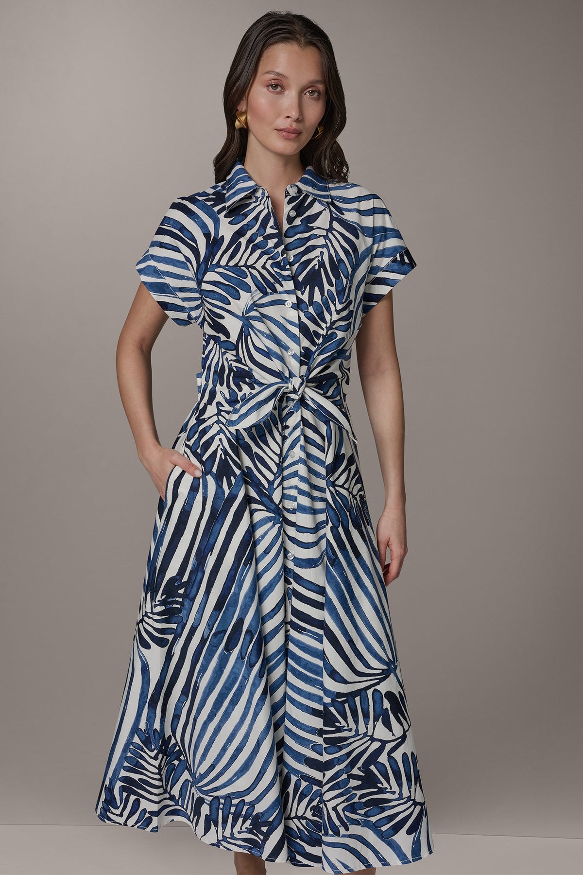 SHORT SLEEVE TIE FRONT MAXI SHIRT DRESS