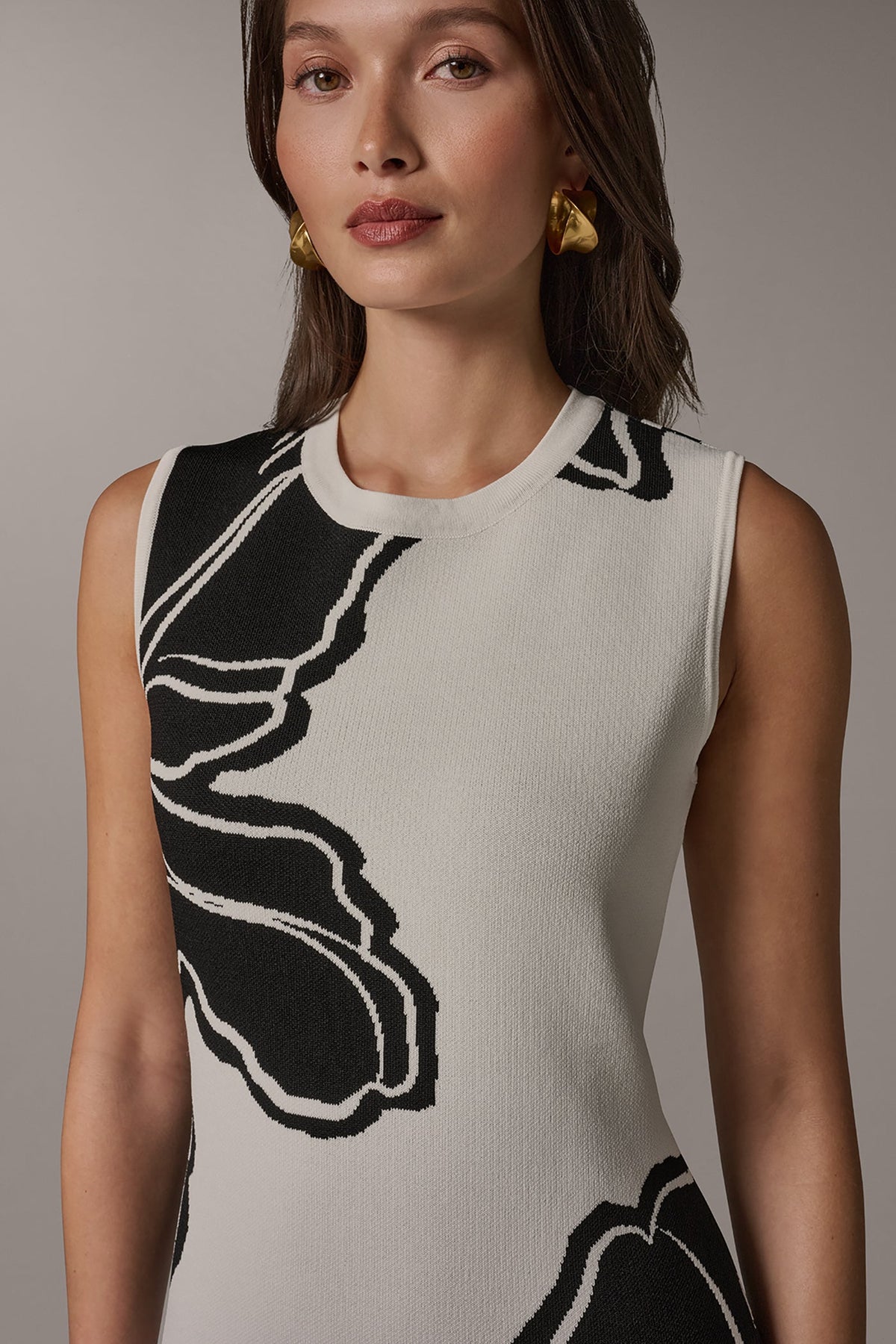 SLEEVELESS MIDI SWEATER DRESS