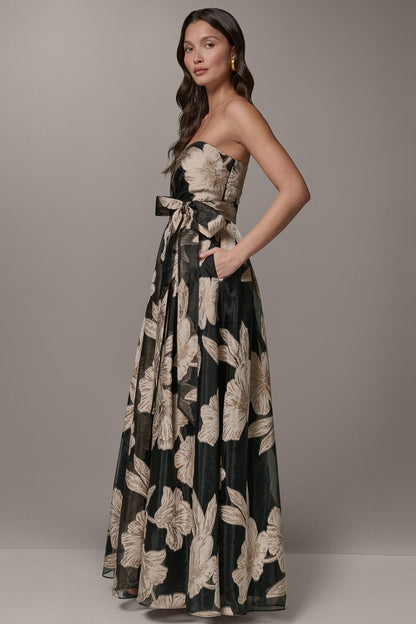 STRAPLESS SWEETHEART METALLIC FLORAL BALL GOWN