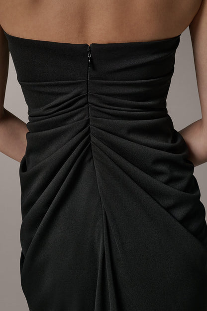 STRAPLESS SWEETHEART GOWN