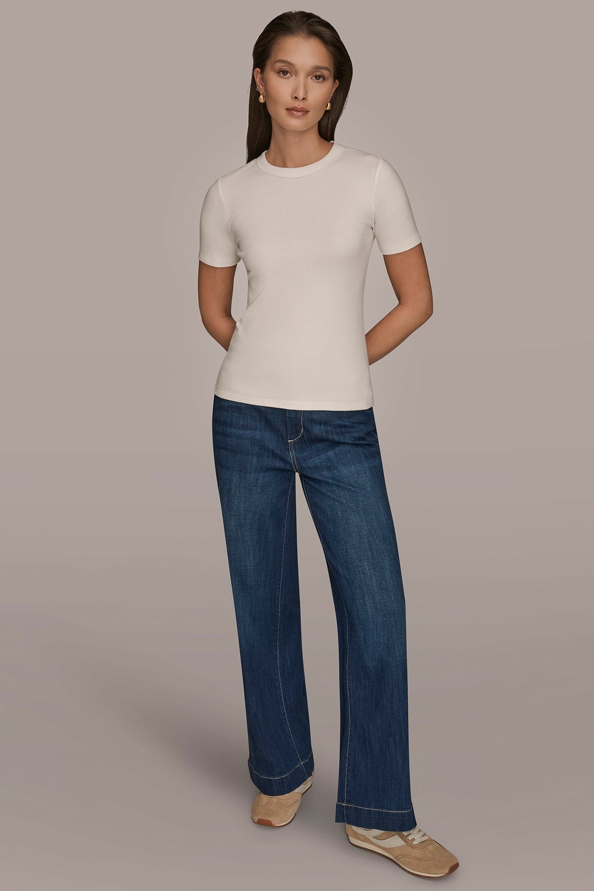 SHORT SLEEVE CREW NECK TEE