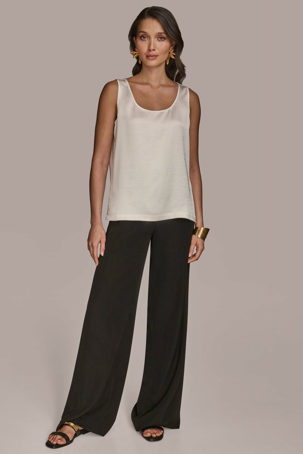 SCOOP NECK SHELL