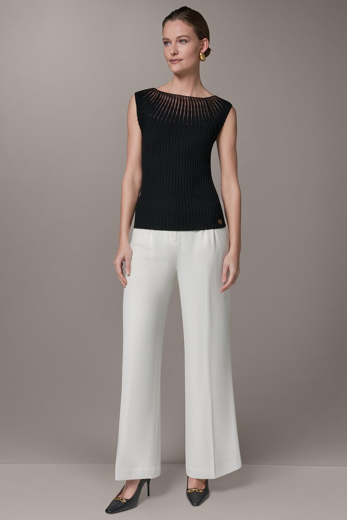 RIBBED SLEEVLESS SWEATER