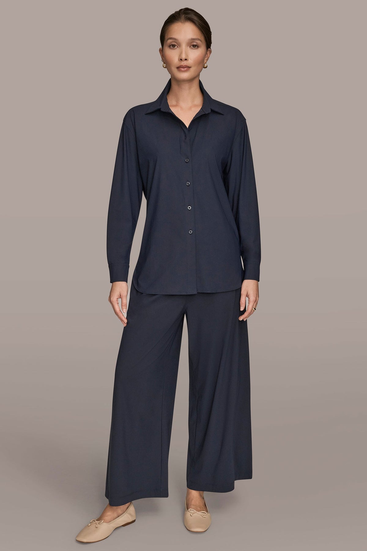 THE MODERN TRAVEL BUTTON-DOWN SHIRT