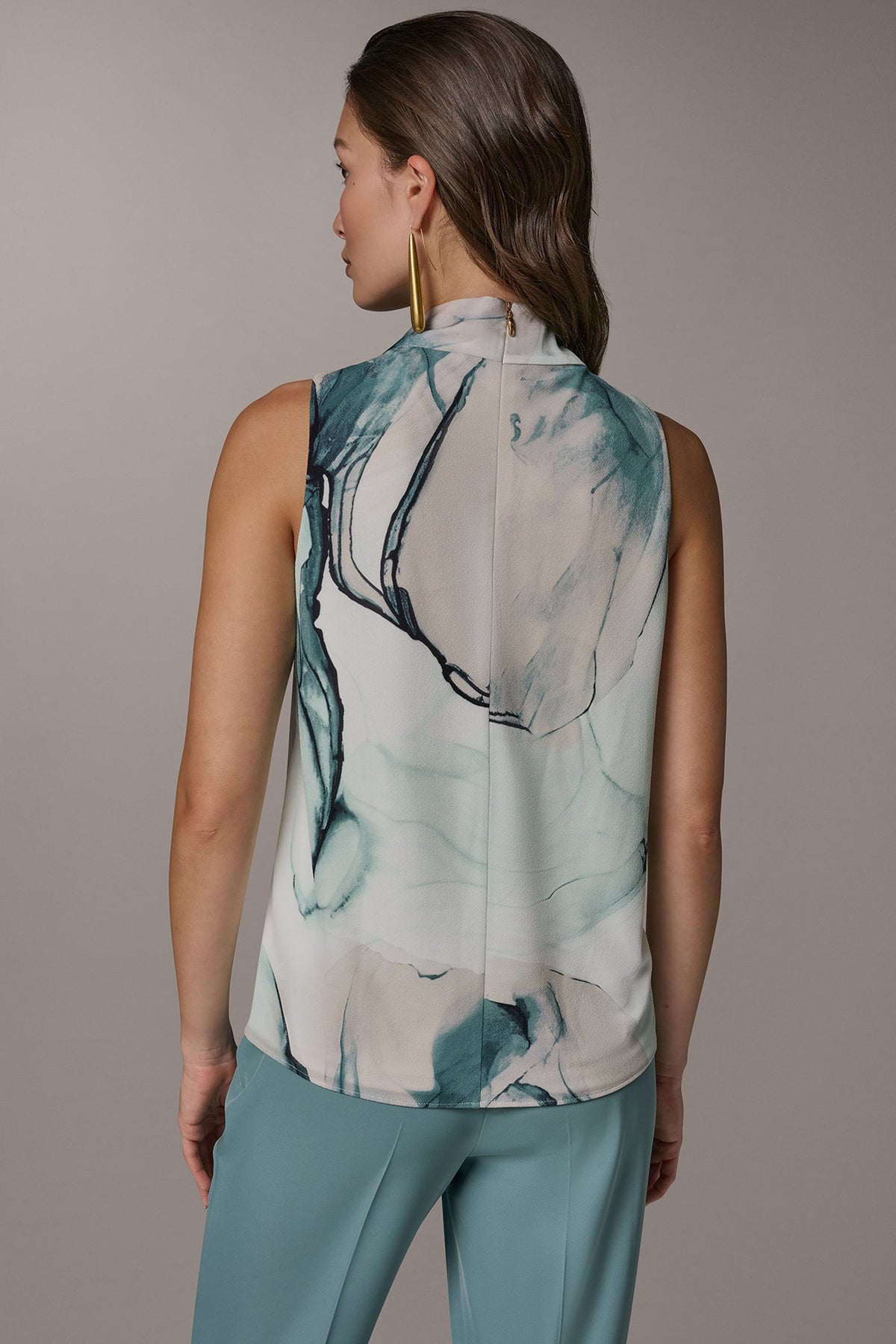 DRAPE TWIST SHOULDER BLOUSE