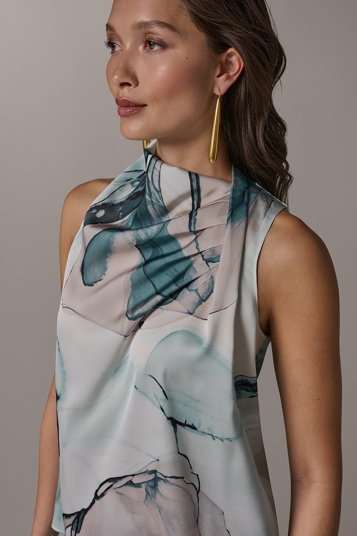 DRAPE TWIST SHOULDER BLOUSE