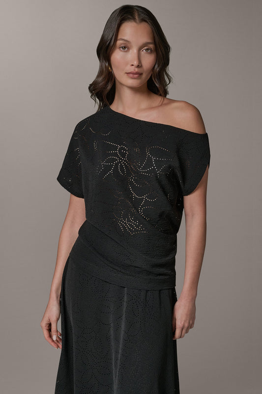 SLEEVELESS ASYMMETRIC LASER CUT TOP