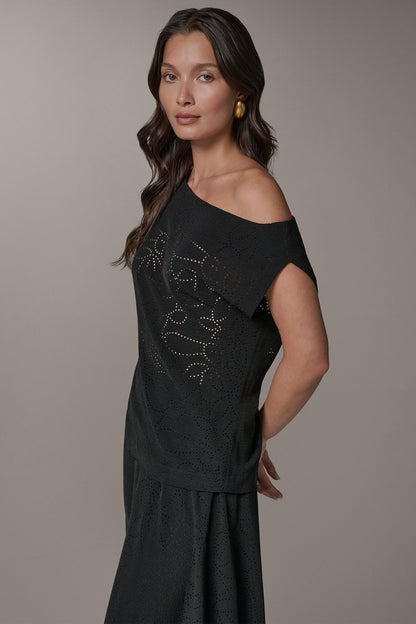 SLEEVELESS ASYMMETRIC LASER CUT TOP