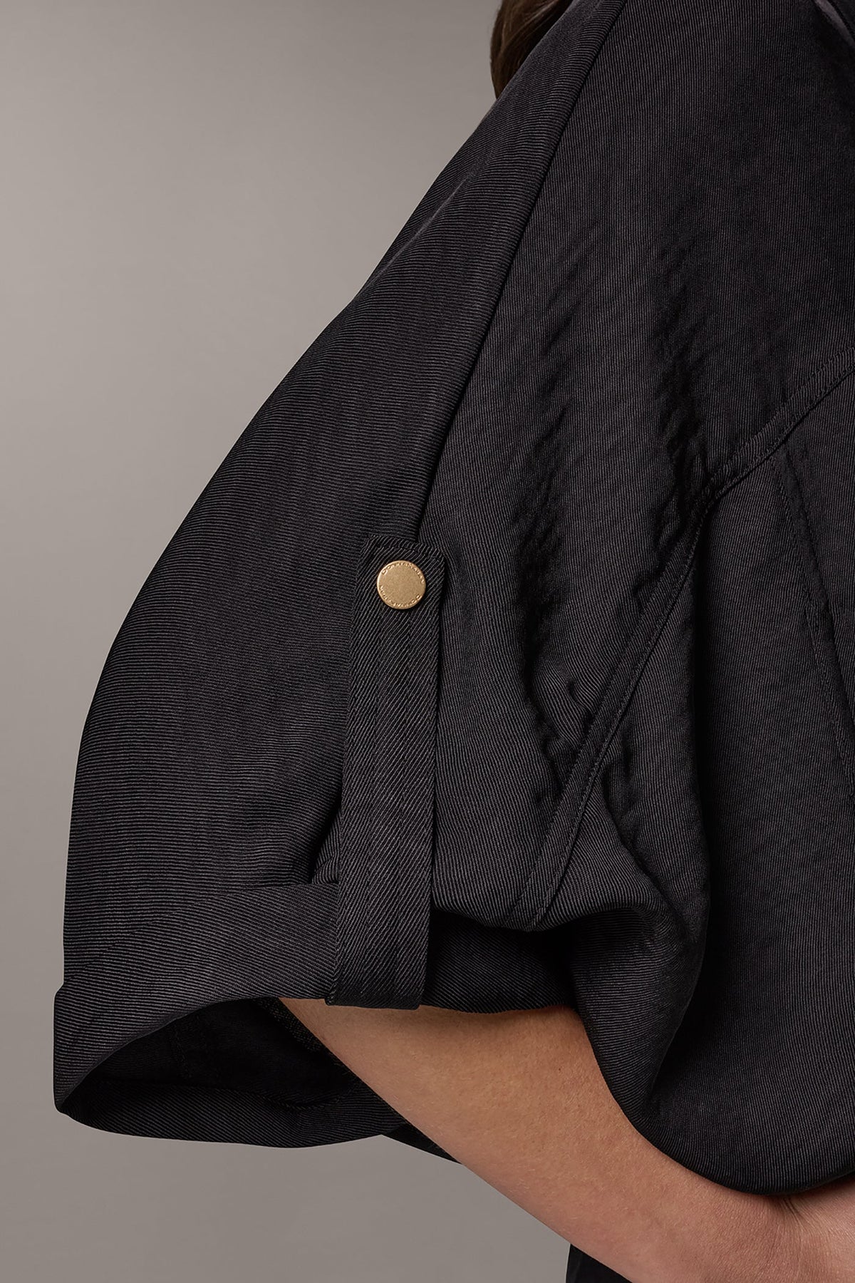 CINCHED HEM SHIRT