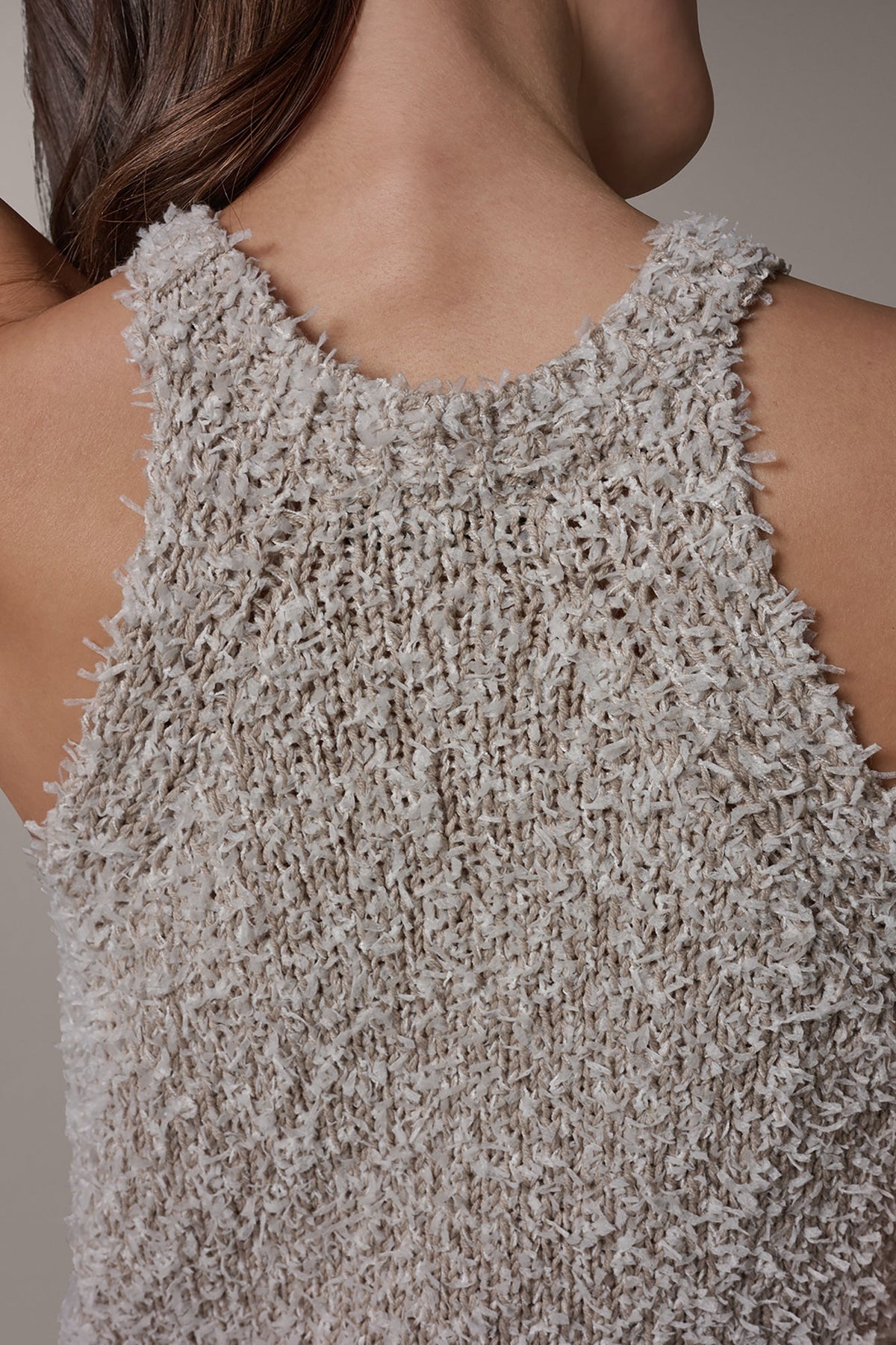 SLEEVELESS HALTER SWEATER TANK