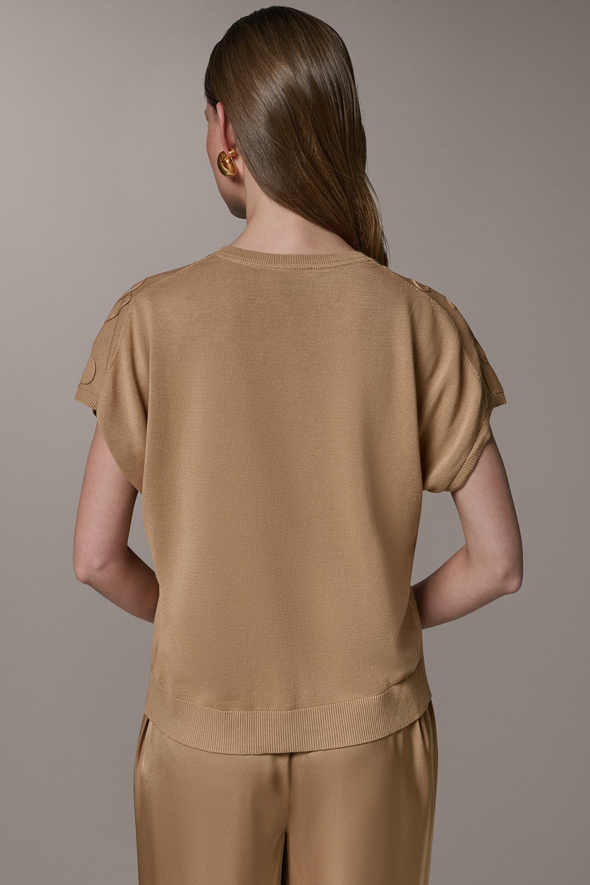 SHORT SLEEVE GEOMETRIC SWEATER