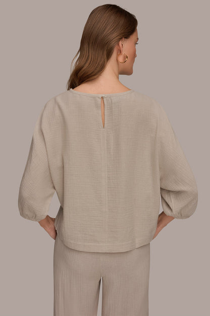 3/4 SLEEVE TWIST CUFF BLOUSE