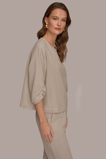 3/4 SLEEVE TWIST CUFF BLOUSE