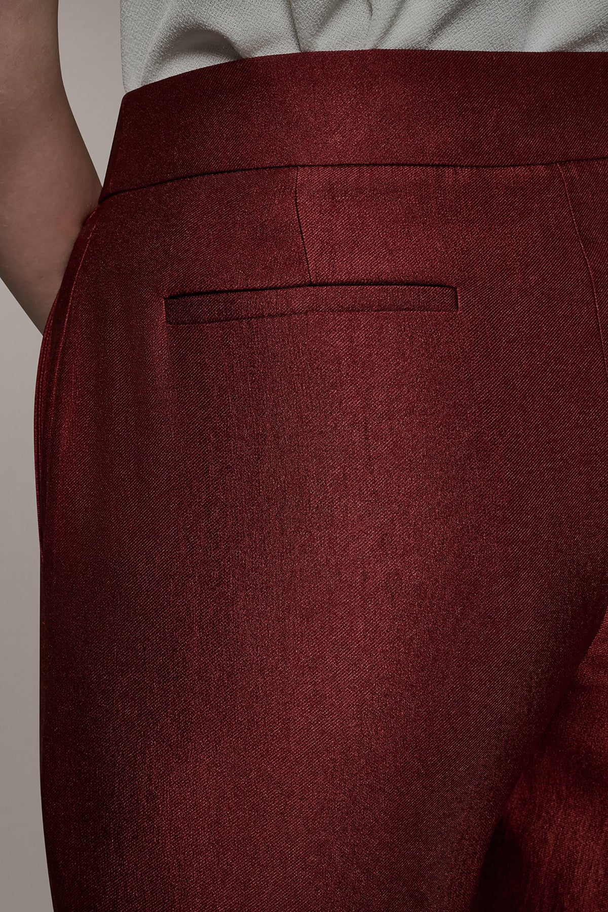SLIM-LEG ANKLE PANT