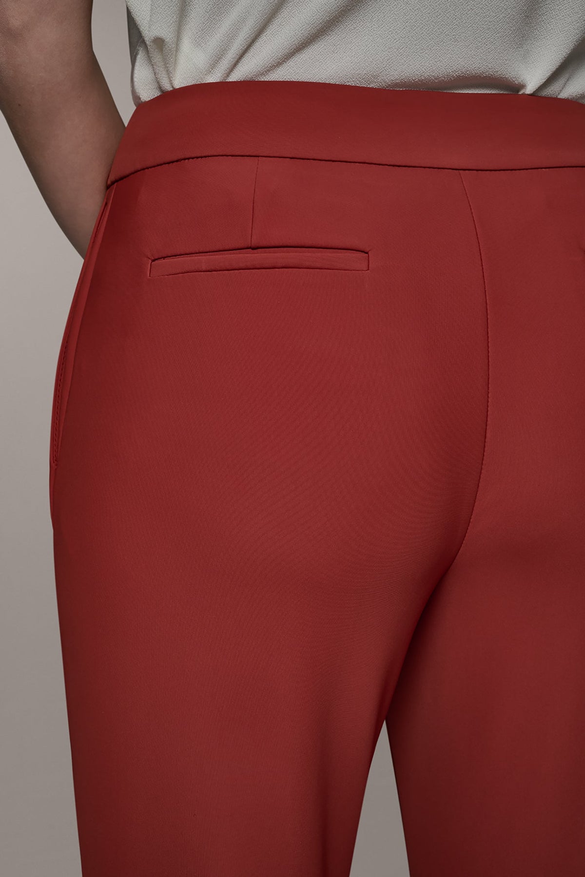 SLIM LEG ANKLE PANT