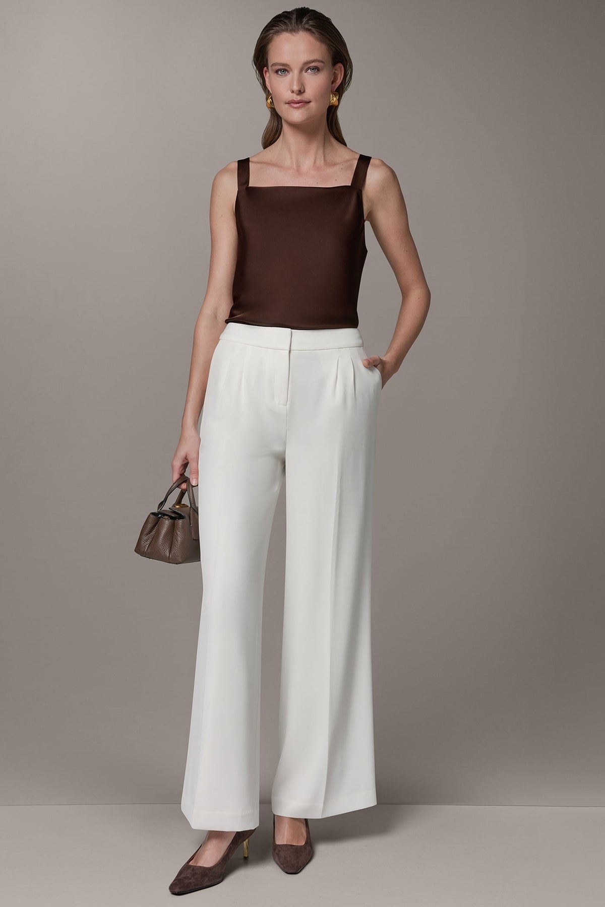 MID-RISE PLEATED WIDE-LEG PANT