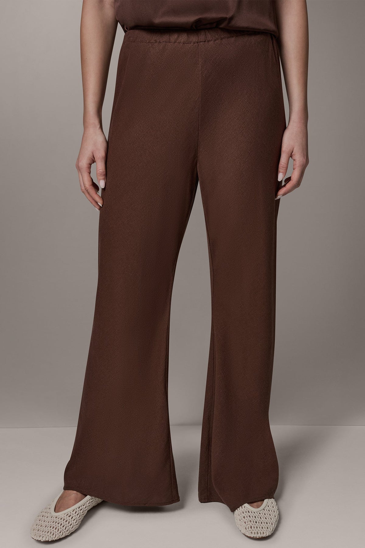MID-RISE RELAXED ANKLE PANT
