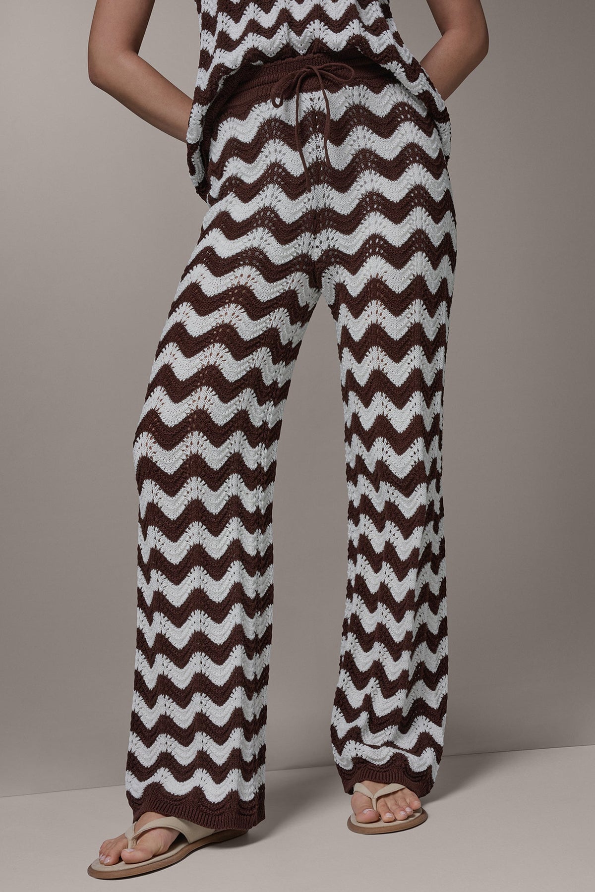 HIGH-RISE POINTELLE STRIPE PULL ON PANT