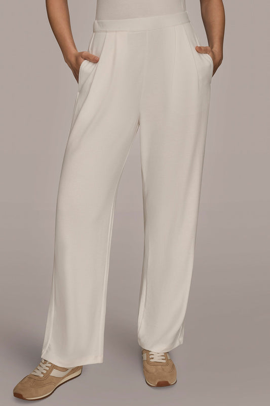 HIGH-RISE PLEATED PANT