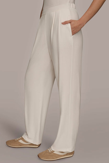 HIGH-RISE PLEATED PANT