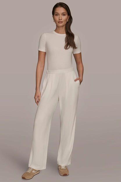 HIGH-RISE PLEATED PANT