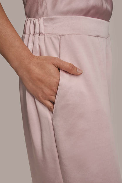 SATIN MID-RISE RELAXED PANT
