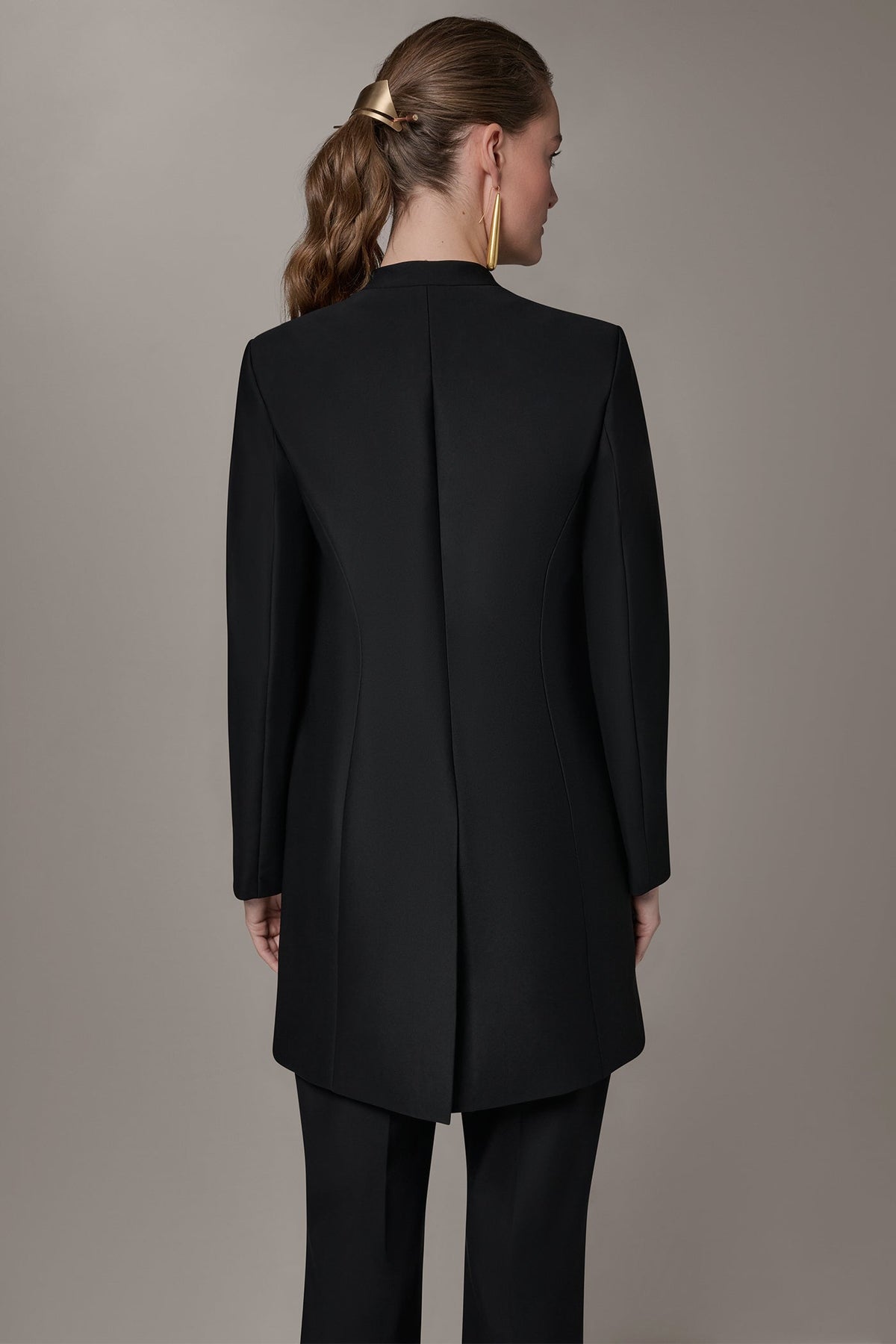 COLLARLESS TOPPER