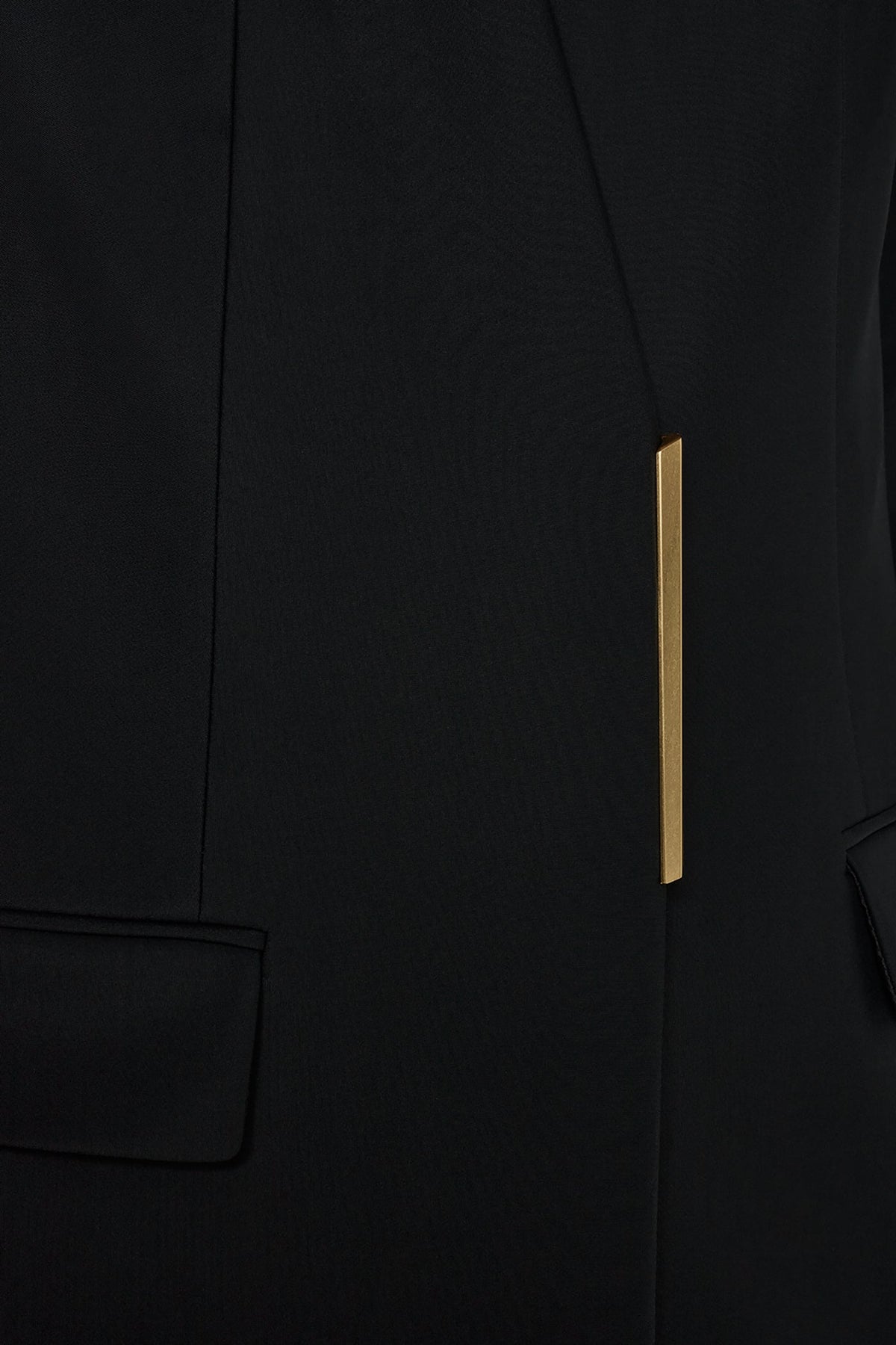 COLLARLESS TOPPER