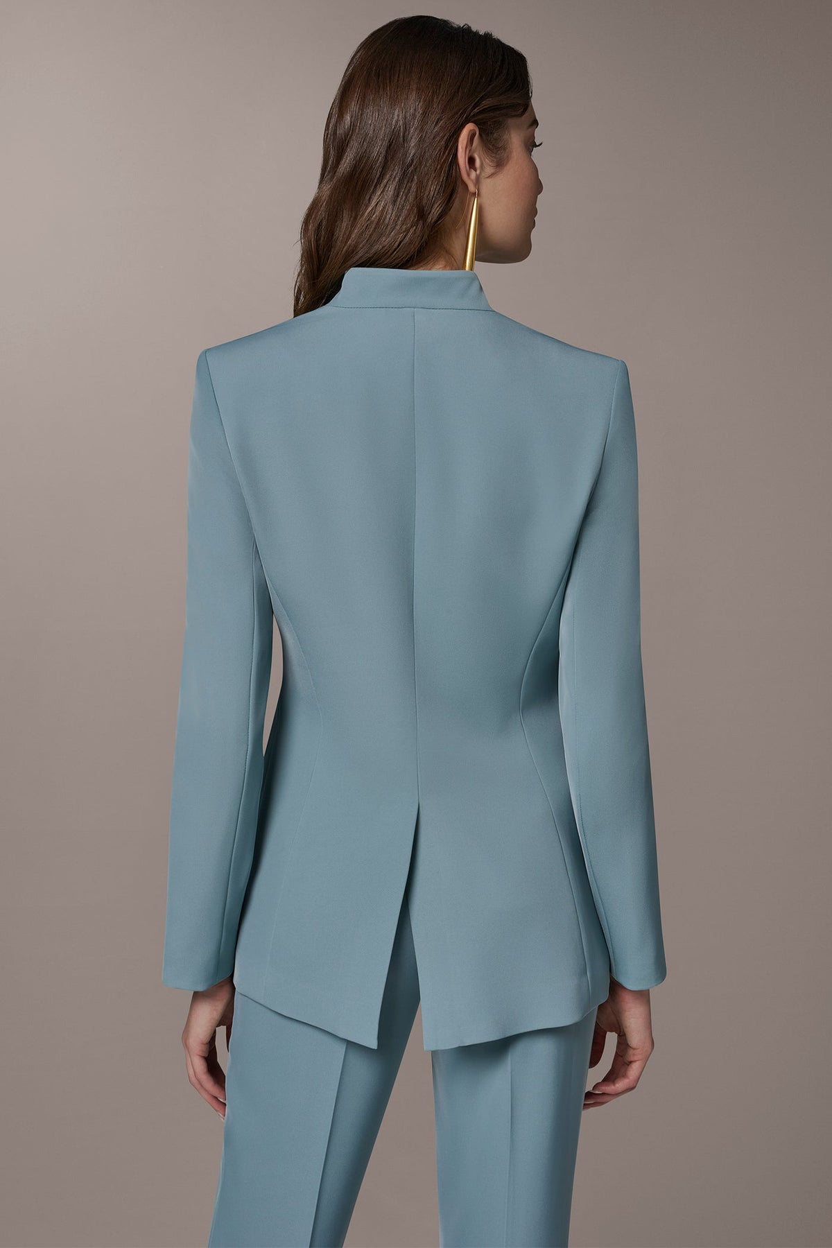 BUTTON SLEEVE SUIT BLAZER