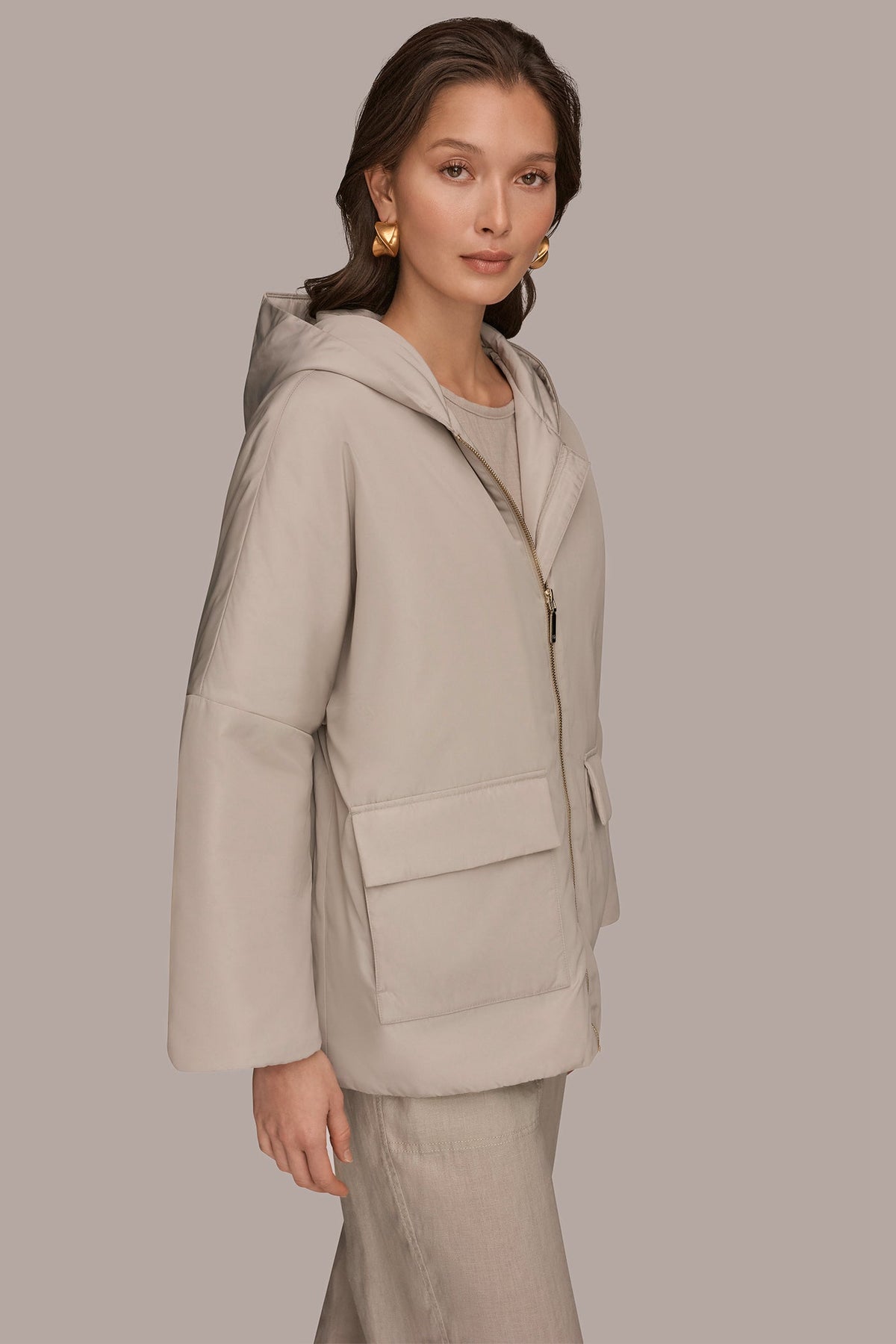 HOODED LIGHT QUILT JACKET