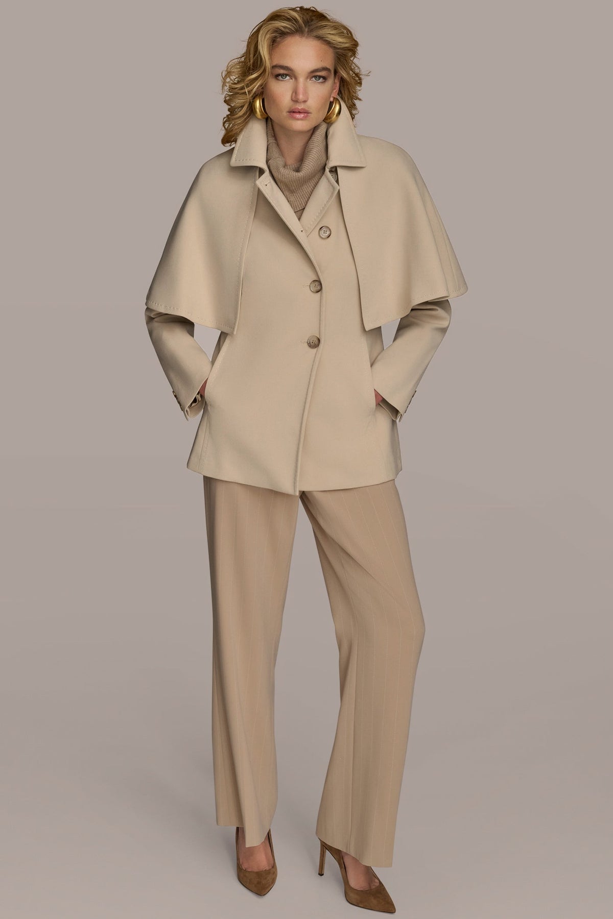 WATER REPELLENT CREPE CAPELET